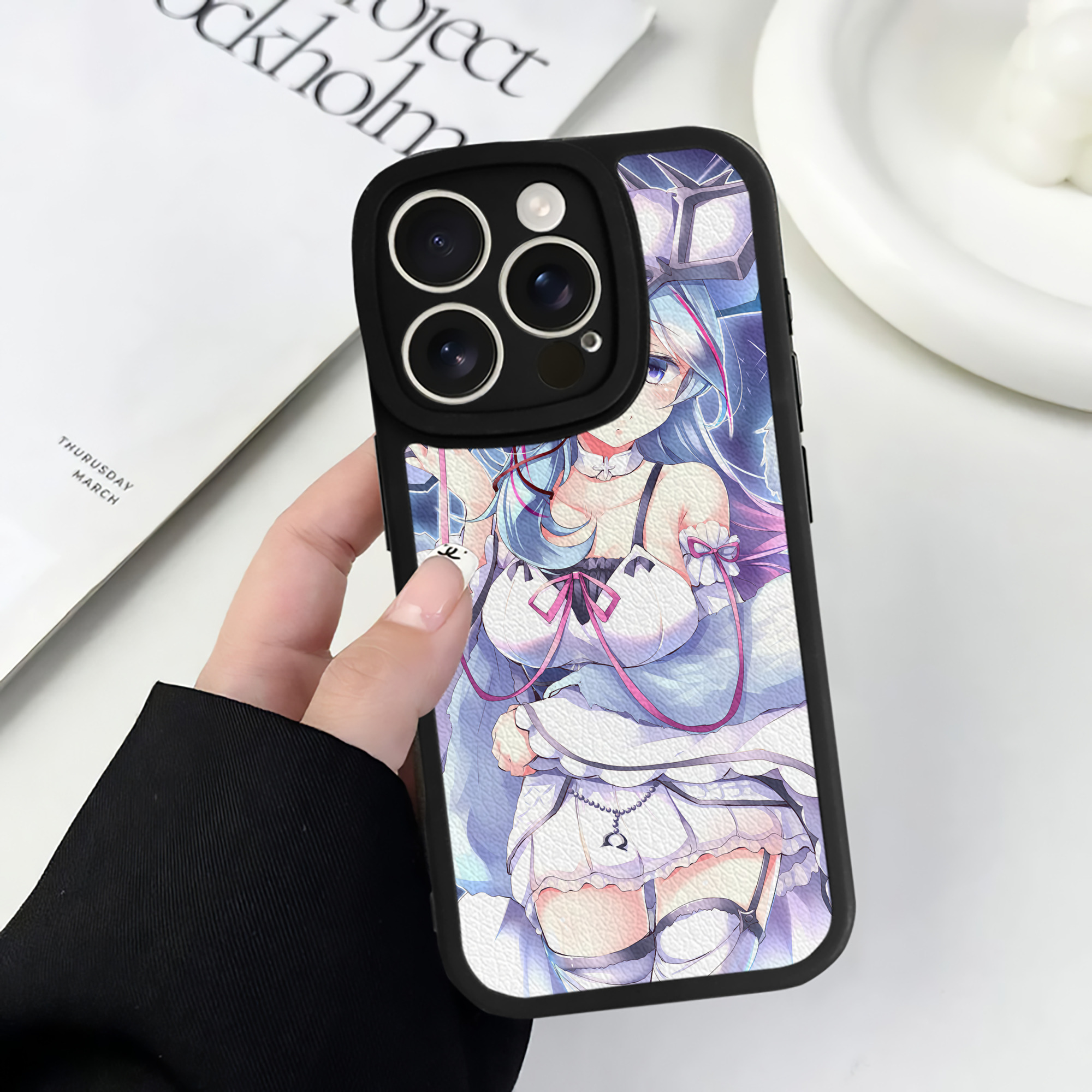 （画像用） 遊☆戯☆王 Yu-Gi-Oh! 【iPhone 16シリーズ対応】シリコンスマホケース（レザー調） 材質：シリコン